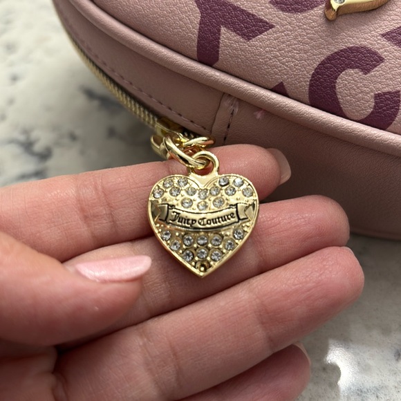 Juicy Couture Pink Heart Crossbody Bag - Picture 3 of 8